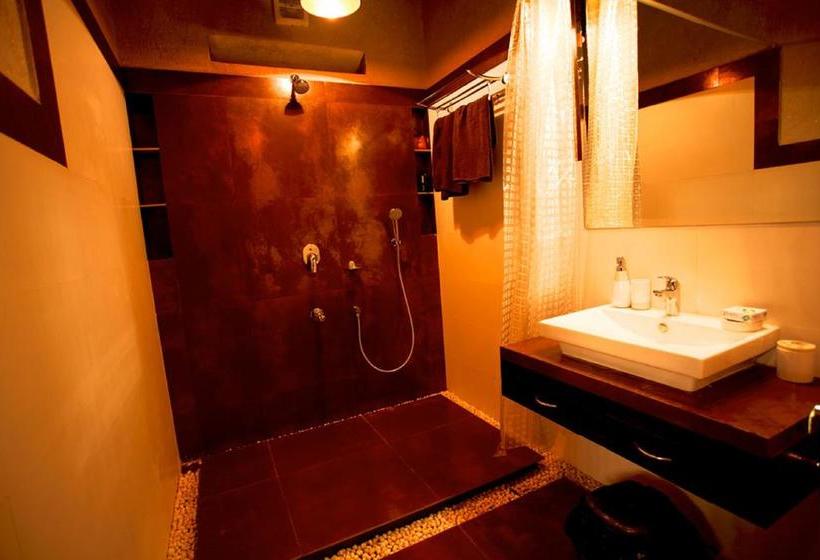 Hotel Kino Lakeside Chalet 3