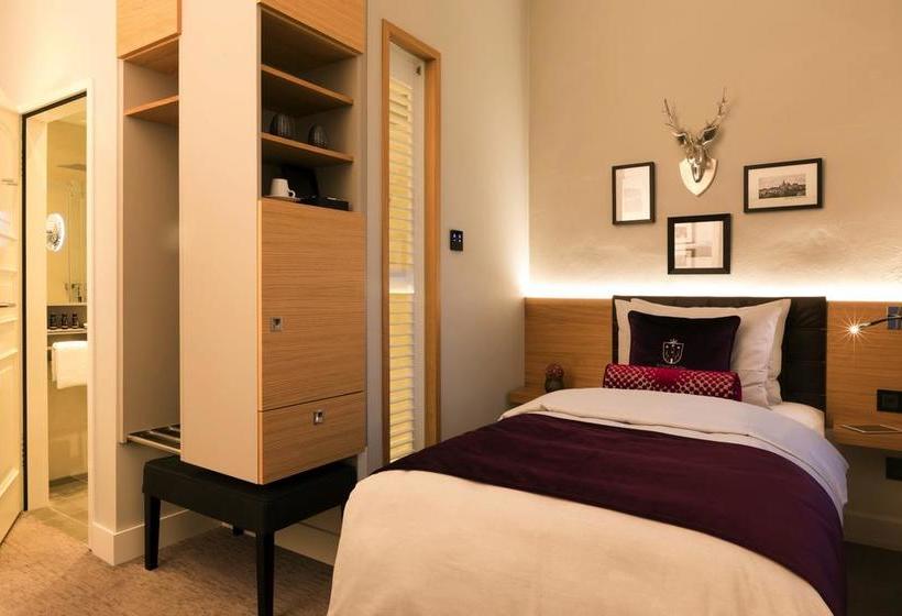 Hotel Brunnenhaus Schloss Landau 10