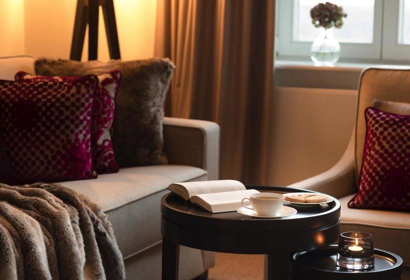 Hotel Brunnenhaus Schloss Landau 13