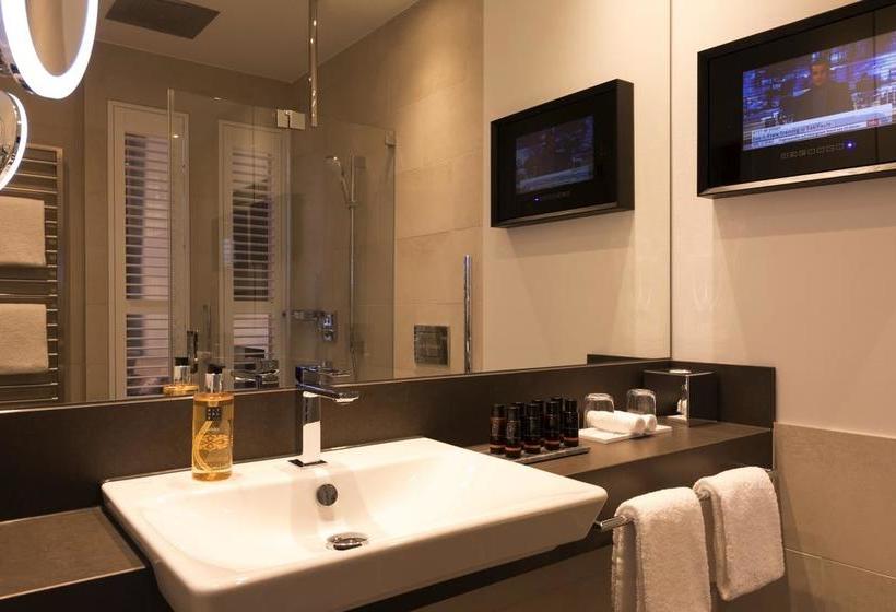 Hotel Brunnenhaus Schloss Landau 15