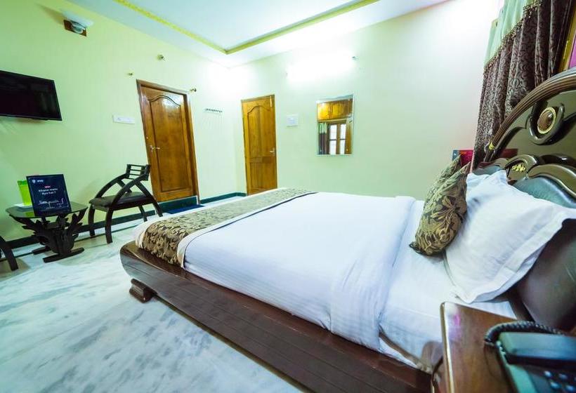 Hotel Oyo 9054 Velaga Inn 10