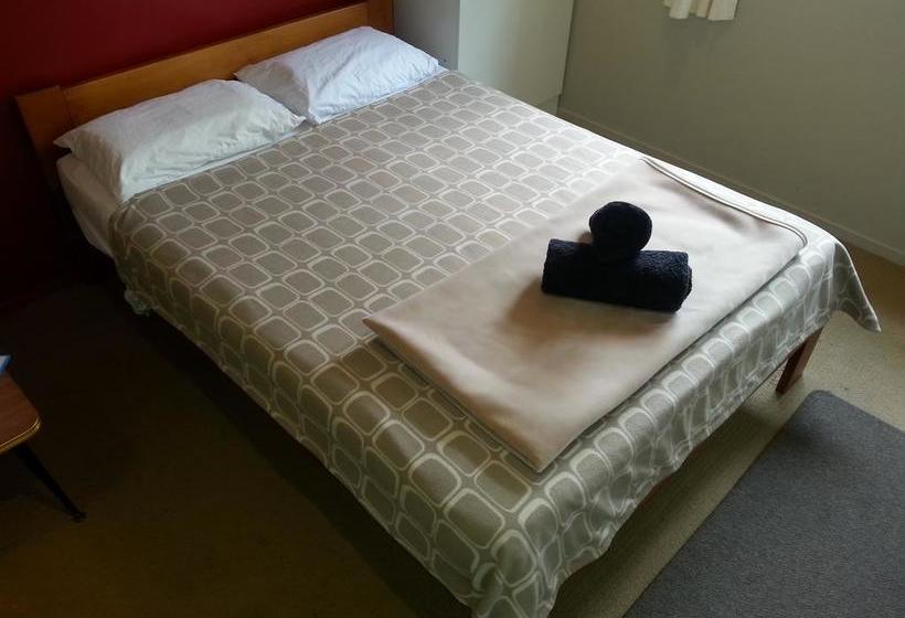 Hostel Riverstone Backpackers 9