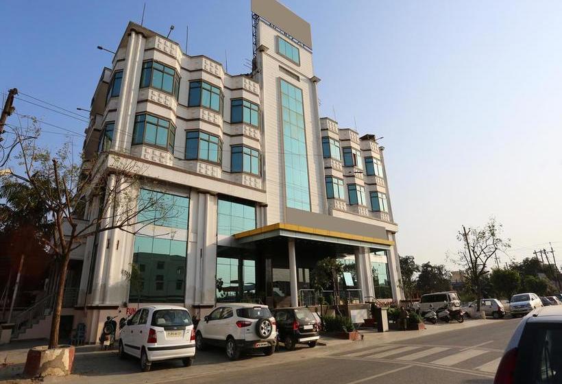 Hotel Krishna Palace 1