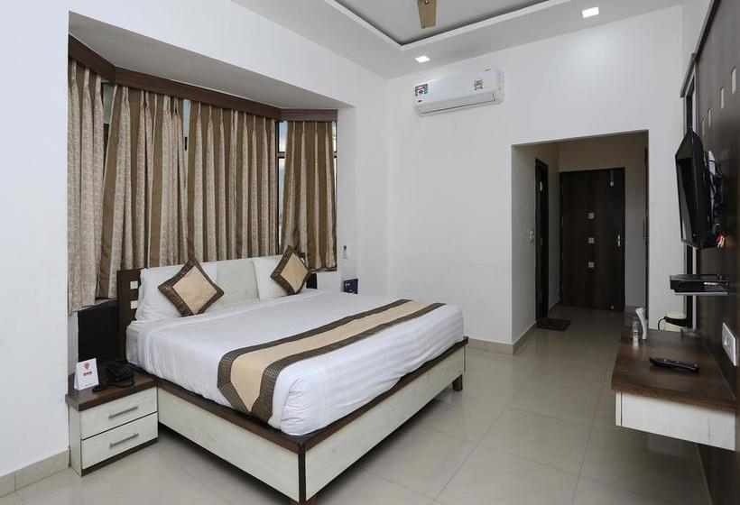 Hotel Krishna Palace 10