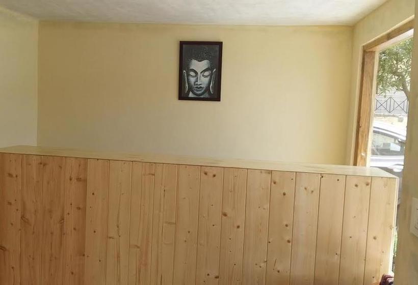 Hotel Holiday Peak 3