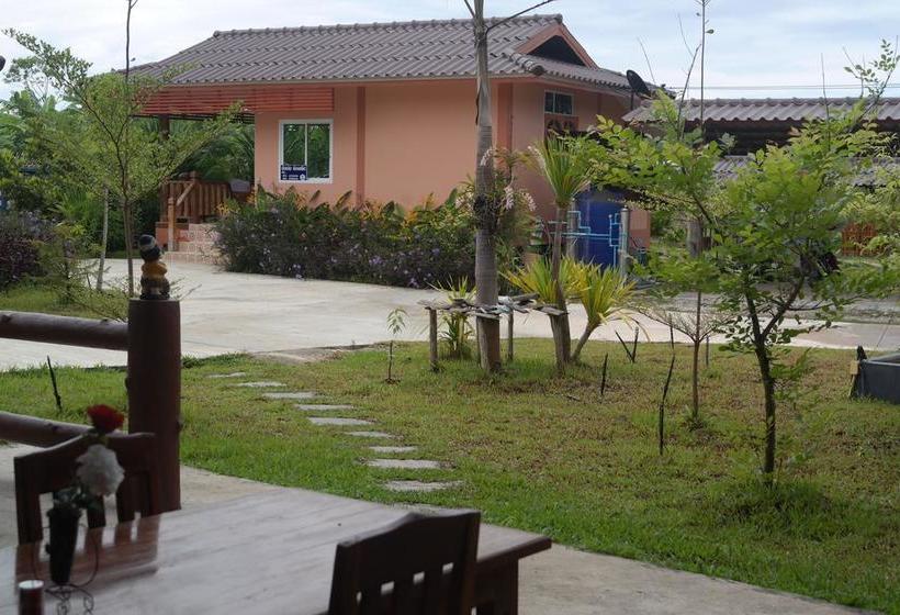 Baansuan Resort Phopphra 16