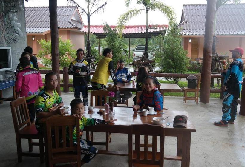 Baansuan Resort Phopphra 3