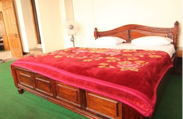 King Thai Hotel And Restaurant 18