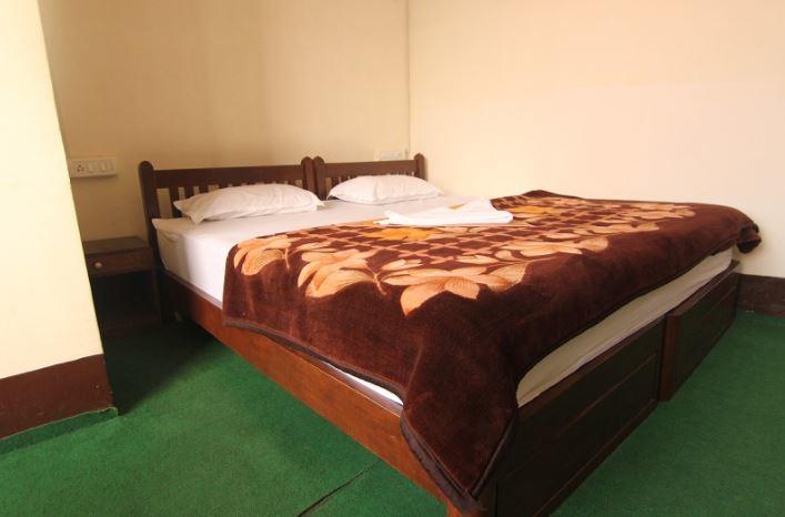 King Thai Hotel And Restaurant 20