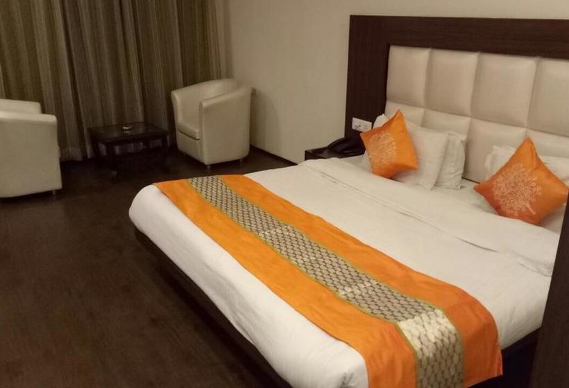 Hotel Himshri 1