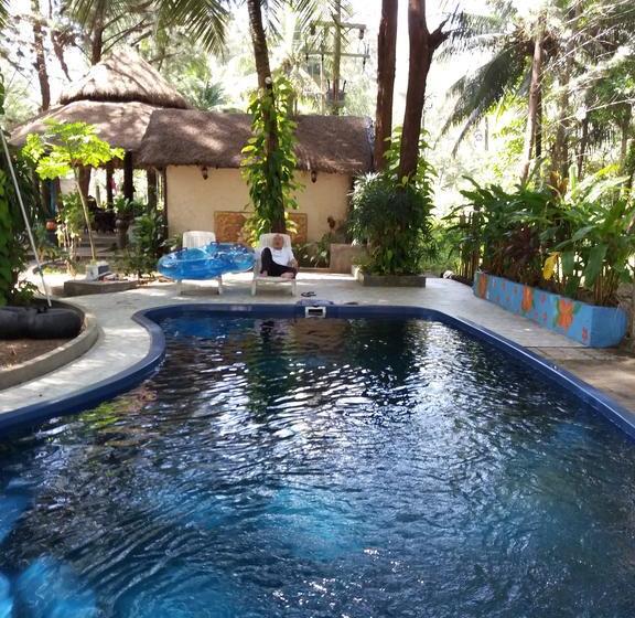 Resort Cfun Cottages 8