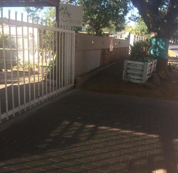 Bed and Breakfast At Sixty Eight Guesthouse 3