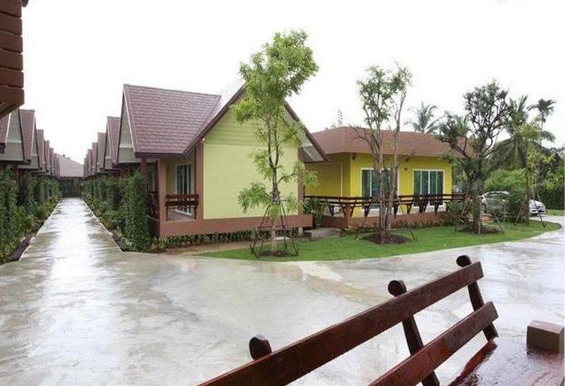 Hotel Nida Rooms Ampawa Paradise