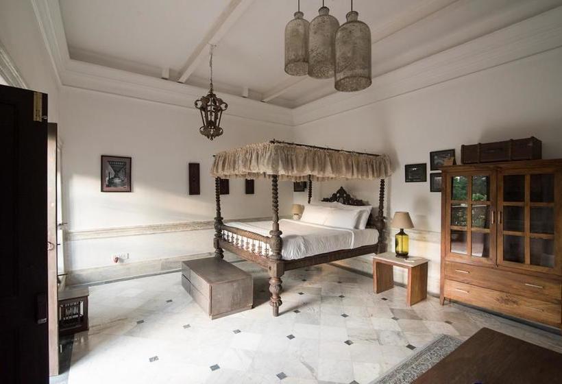 Resort The Rajbari Bawali 10