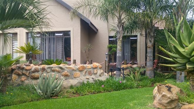 Bed and Breakfast Nkwasi Lodge 10