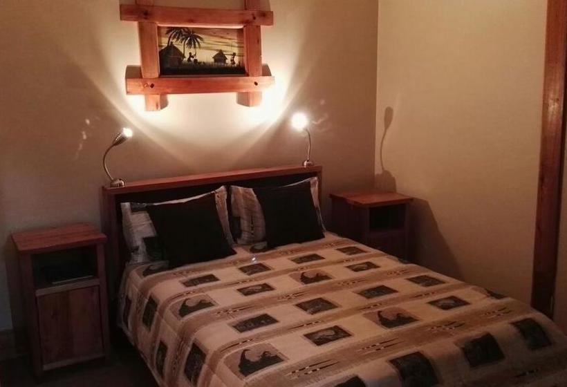 Bed and Breakfast Nkwasi Lodge 8