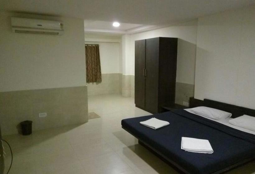 Lucky Hotel & Restaurant Punawale 15