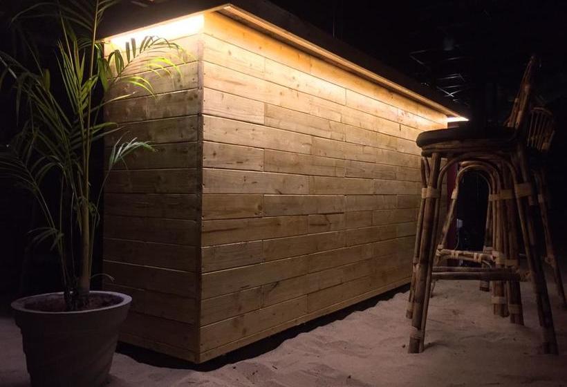 Anantra Sea View Resort 16