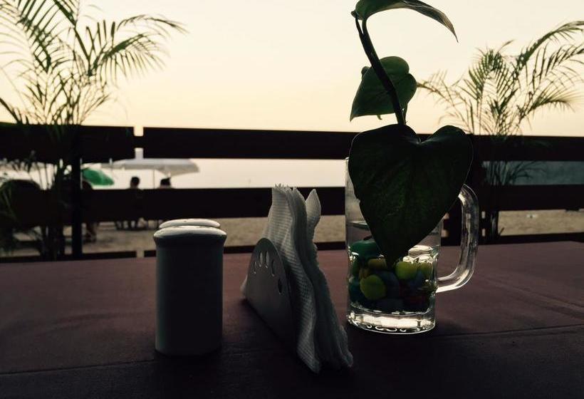 Anantra Sea View Resort 7