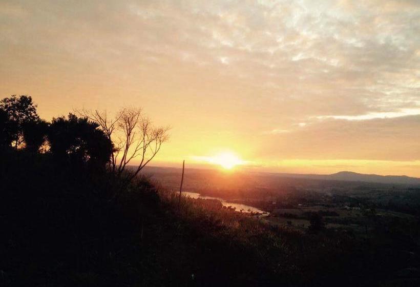 Thanorm Rak Resort 18