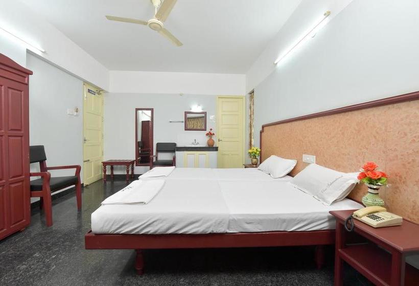 Hotel Elisa International 13