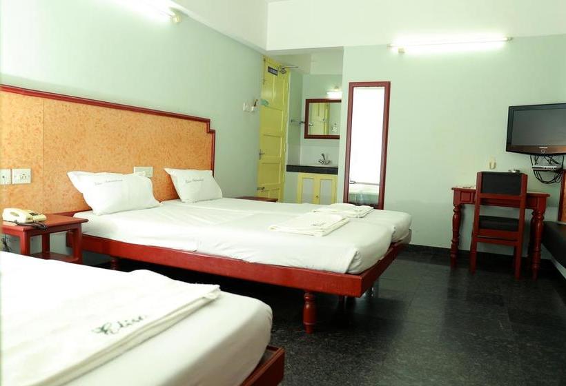 Hotel Elisa International 18