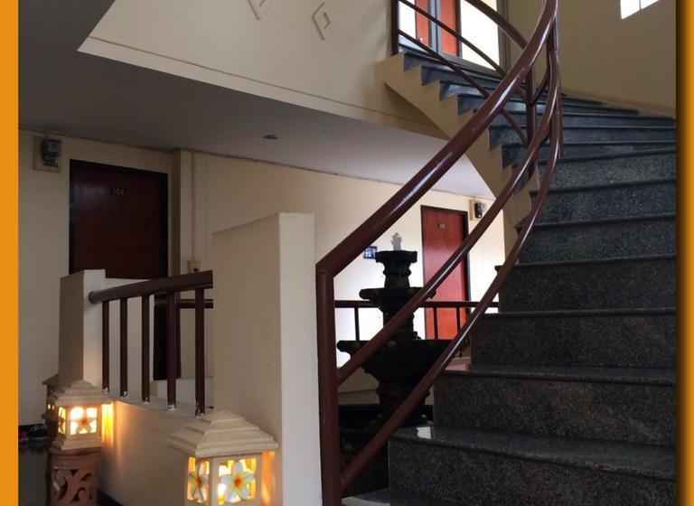 Motel Paiboon Apartment 1