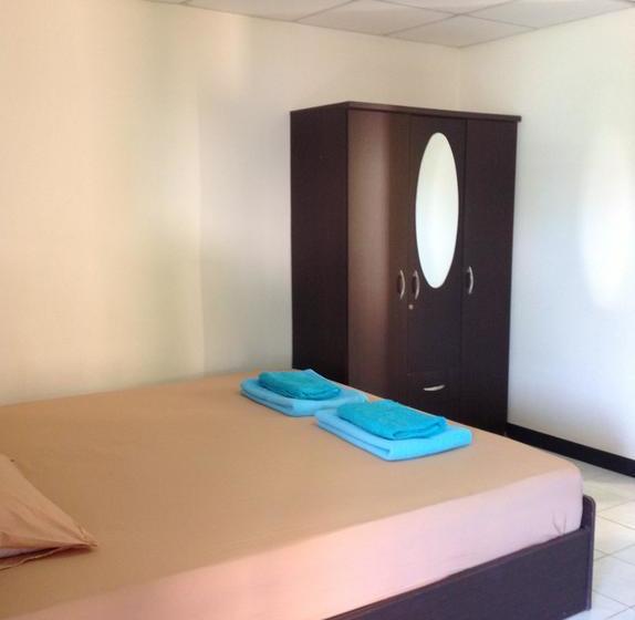 Motel Paiboon Apartment 11