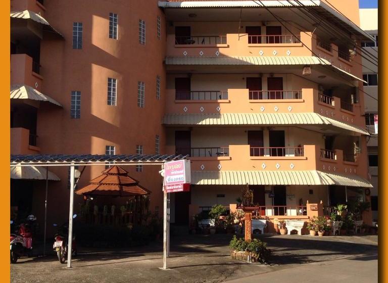 Motel Paiboon Apartment 4