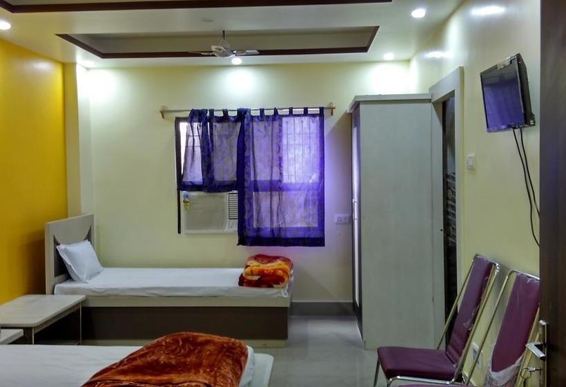 Hotel Shree Vishnu Regency 13