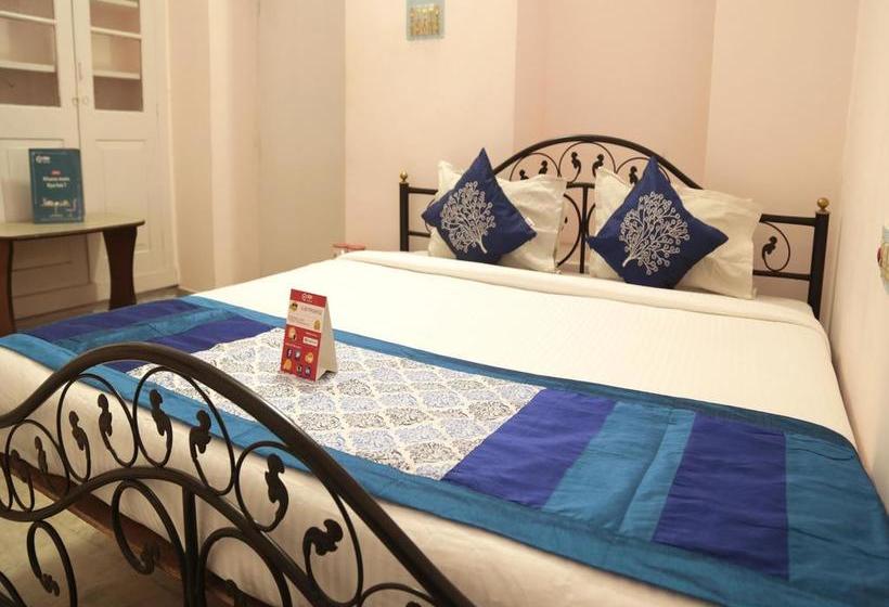 Hotel Oyo 3391 Near Shyambazar 10