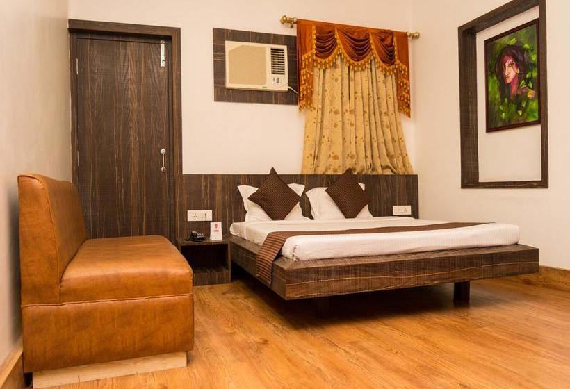 Hotel Oyo 6644 Rittika Mansion 11