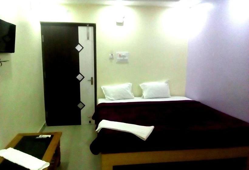 Hotel D.p International 1