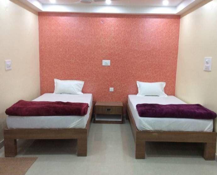 Hotel D.p International 6