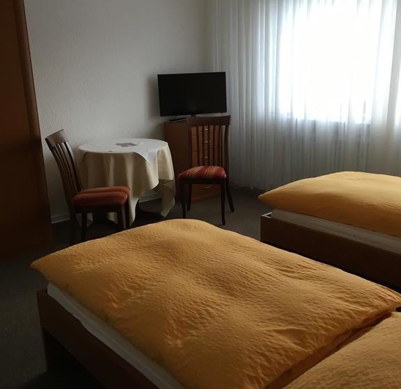 Hotel Restaurant KerzanŽs 13