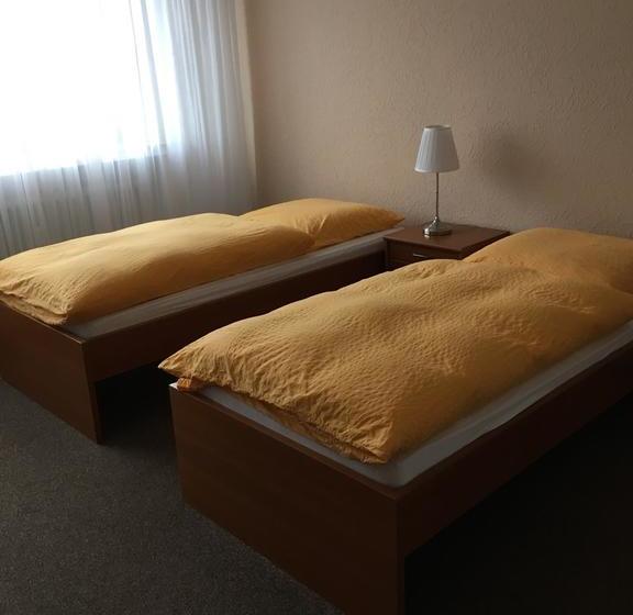 Hotel Restaurant KerzanŽs 15