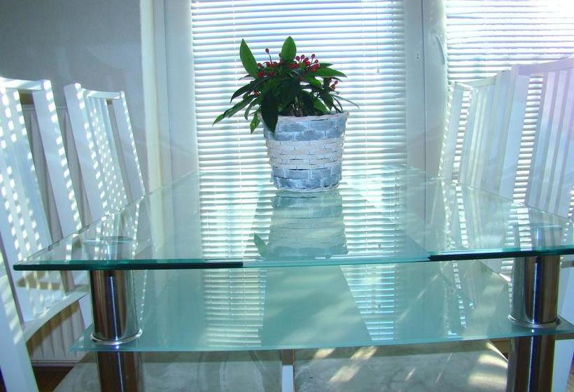 Hostel Near Zoologischen Garten 4