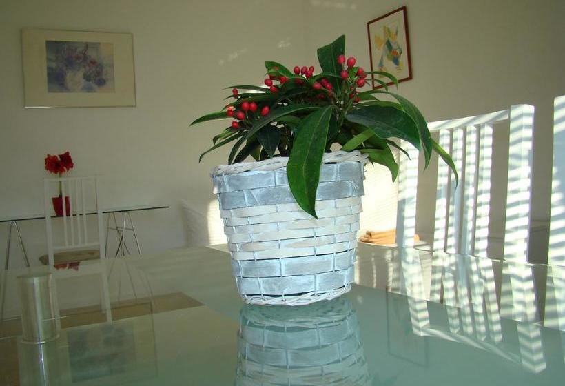 Hostel Near Zoologischen Garten 7