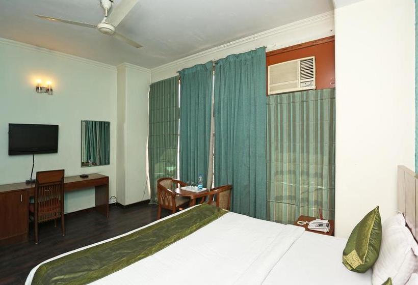 Hotel Oyo 8451 Shivam Residencies 10