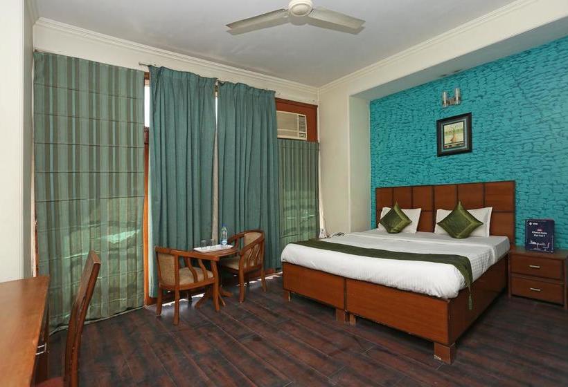 Hotel Oyo 8451 Shivam Residencies 12