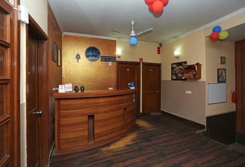 Hotel Oyo 8451 Shivam Residencies 4