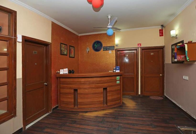 Hotel Oyo 8451 Shivam Residencies 5