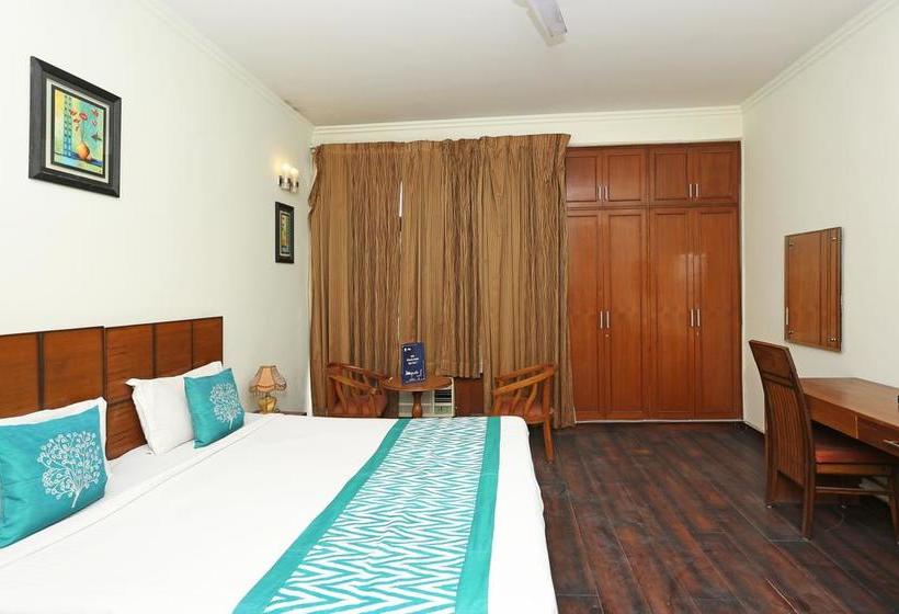 Hotel Oyo 8451 Shivam Residencies 8