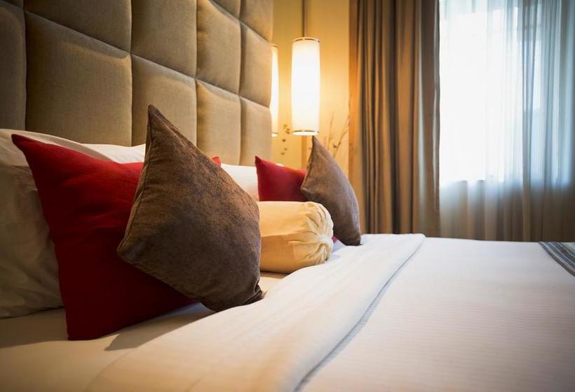 Hotel The Manor Bareilly 4