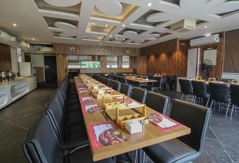 Fabhotel Saptaruchi Midc 13