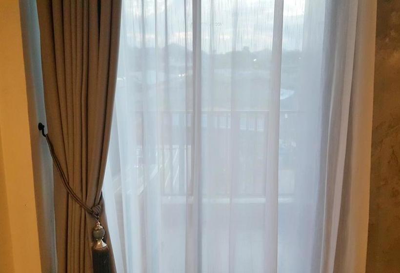 Hotel At Kantang Loftel Trang