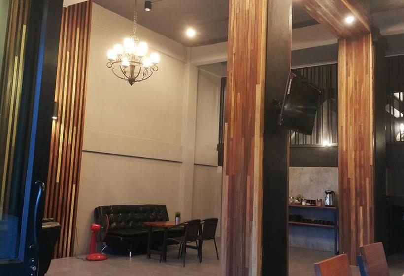 Hotel At Kantang Loftel 13