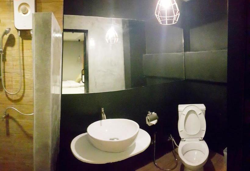 Hotel At Kantang Loftel 4