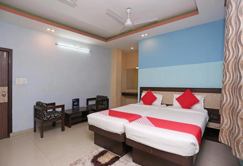 Oyo 4518 Hotel Parashuram 1