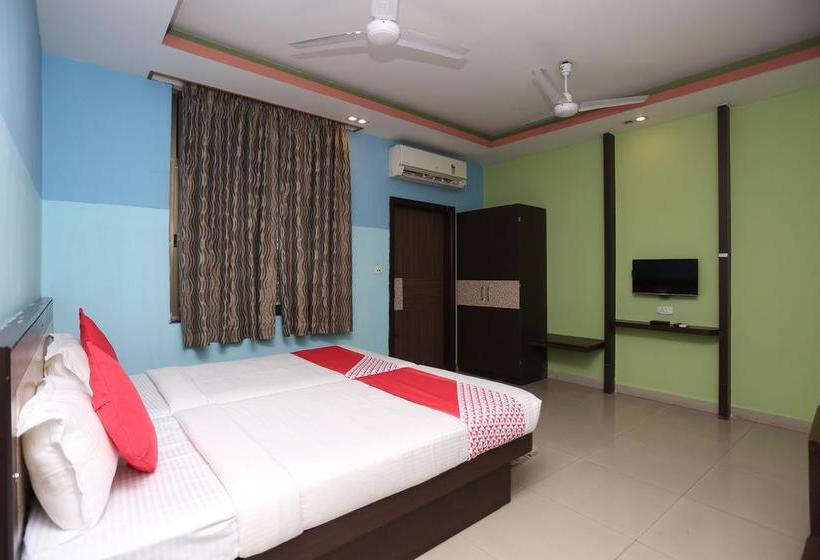 Oyo 4518 Hotel Parashuram 15
